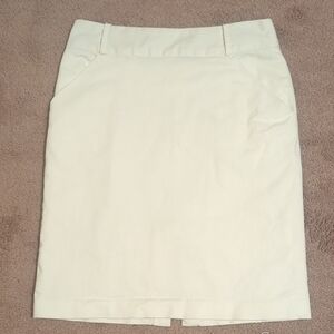 Milly of New York Elegant White Pencil Skirt